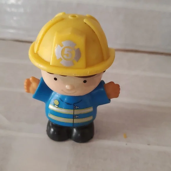 Kids Toy Figurine Set Of 6- Blue, Yellow, Red - Picture 8 of 15